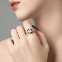 Lusso Nero - 925 Sterling Silver Emerald Cut Zirconia Ring - Image 3