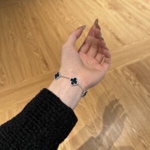 Silver Clover Essence: 925 Sterling Silver Luck Bracelet - Dark - View 3