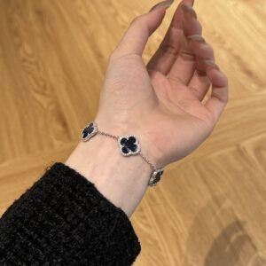 Silver Clover Essence: 925 Sterling Silver Luck Bracelet - Dark - View 4