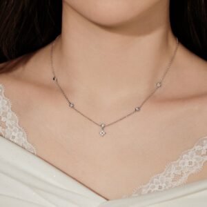 Christmas Lucky Clover – S925 Silver Link Chain Four Leaf Clover Necklace - View 3