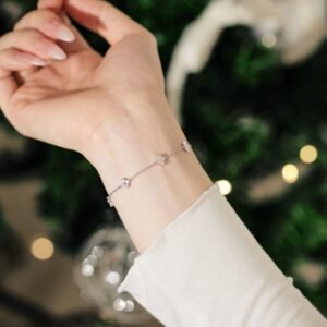 Clover Charm – S925 Silver Link Chain Four Leaf Clover Zircon Bracelet - View 3