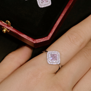Rosé Dusk – 925 Sterling Silver Ring with Pink Cushion-Cut Stone - View 4